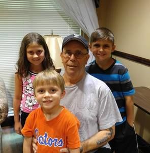 Meet your Posher, Thomas